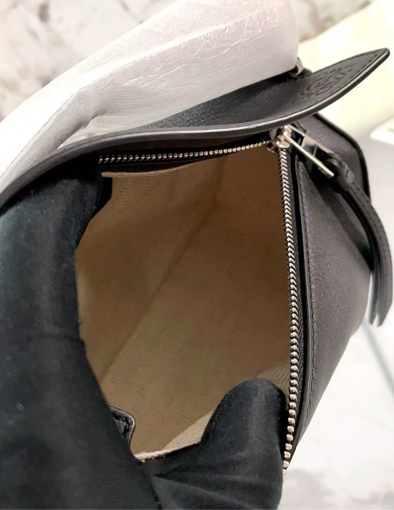 Loewe Pre-loved Bag Very good condition Size ONE SIZE - 9 Thumbnail