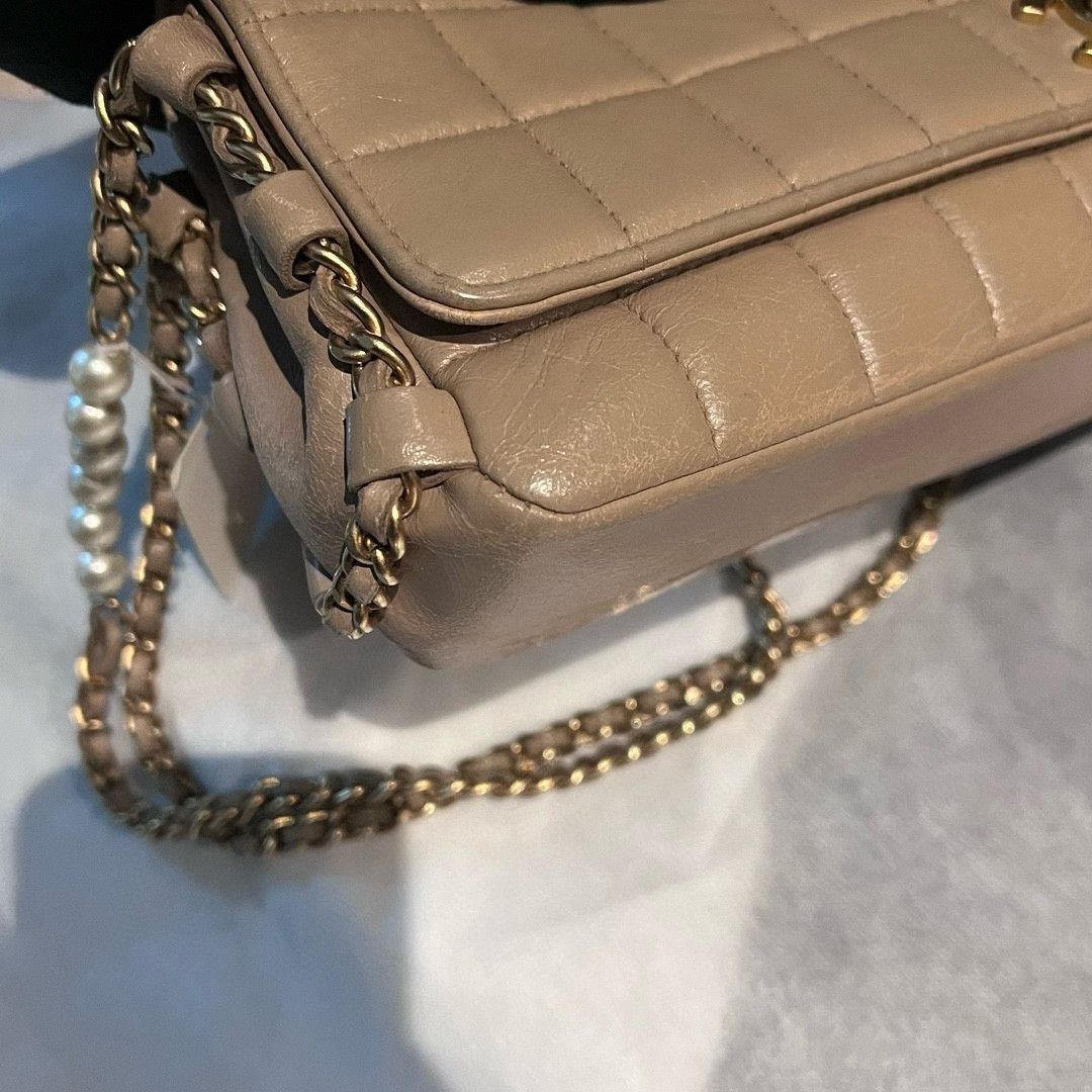 Chanel Pre-loved Bag Very good condition Size ONE SIZE - 5 Thumbnail