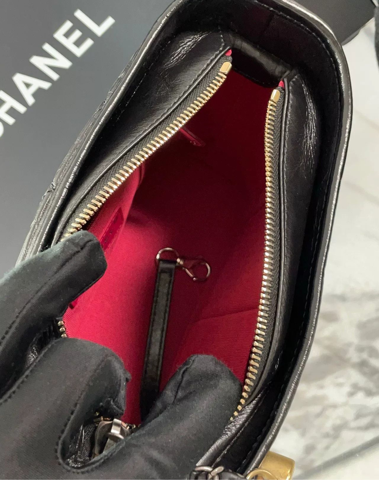 Chanel Pre-loved Bag Very good condition Size ONE SIZE - 9 Thumbnail