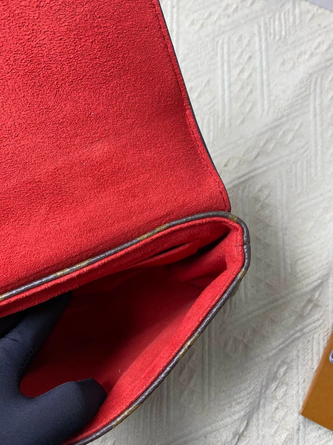 Louis Vuitton Pre-loved Bag Very good condition Size ONE SIZE - 7 Thumbnail