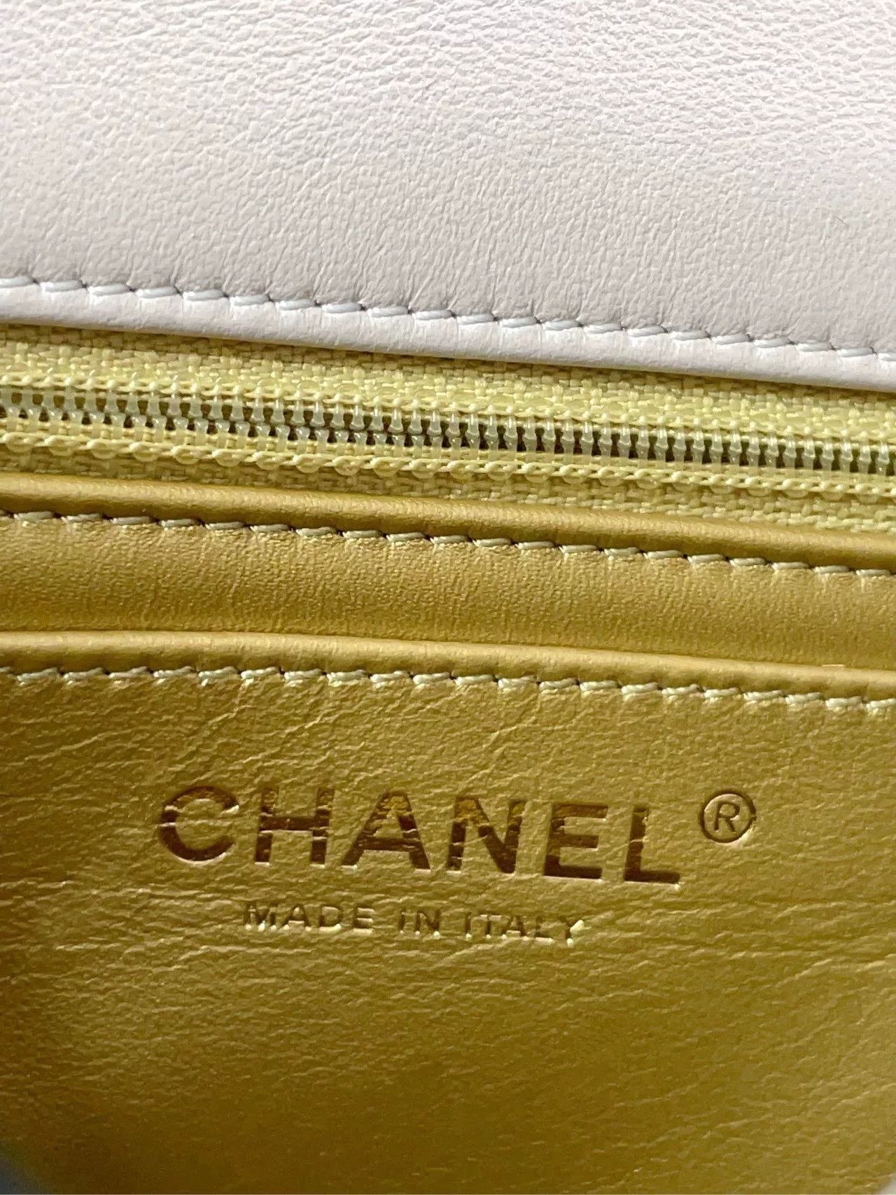 Chanel Pre-loved Bag Very good condition Size ONE SIZE - 8 Thumbnail