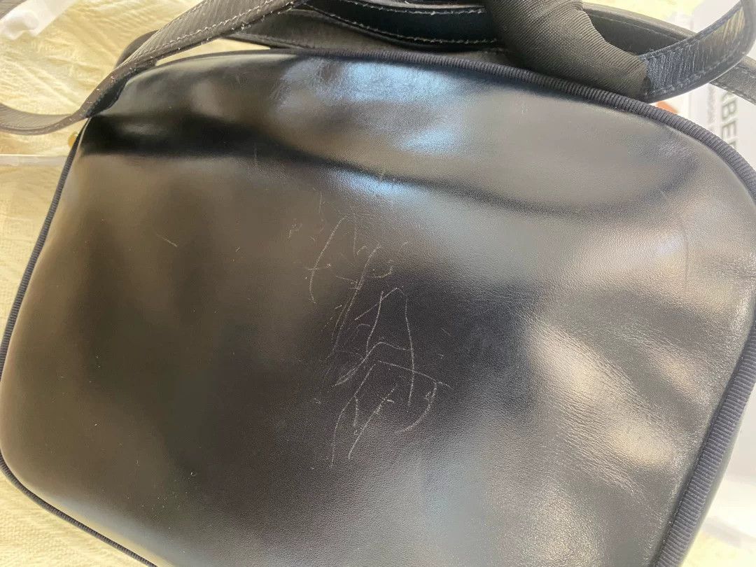 Salvatore Ferragamo Pre-loved Bag Very good condition Size ONE SIZE - 4 Thumbnail
