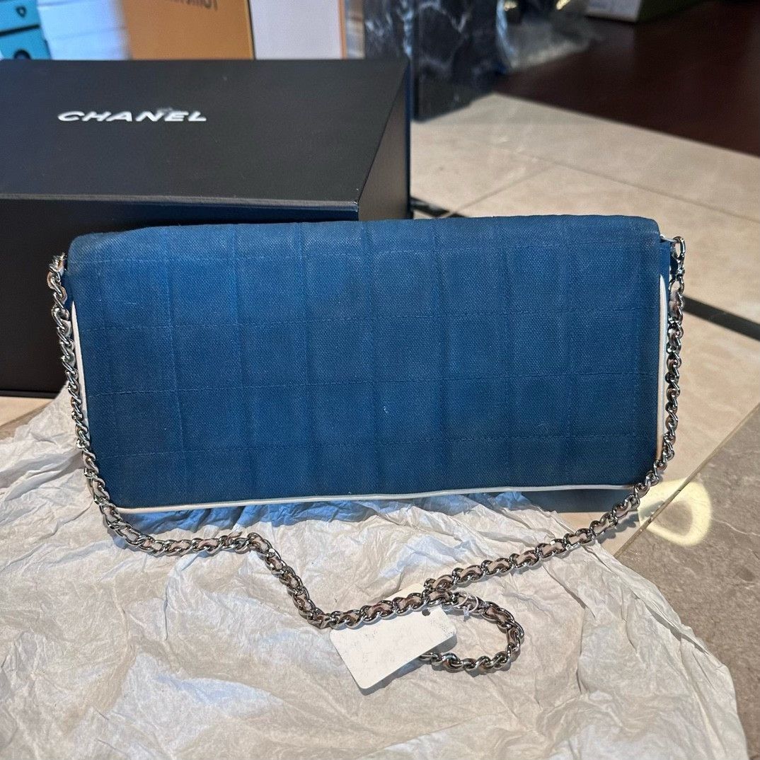 Chanel Pre-loved Bag Very good condition Size ONE SIZE - 2 Thumbnail