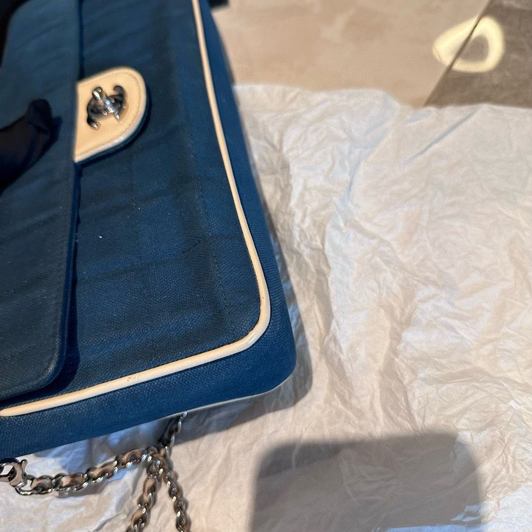 Chanel Pre-loved Bag Very good condition Size ONE SIZE - 4 Thumbnail