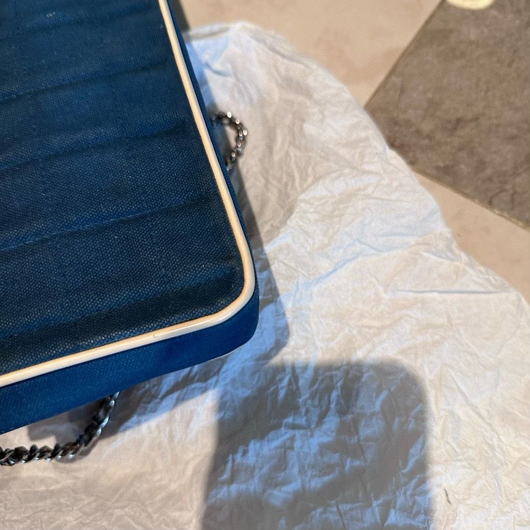 Chanel Pre-loved Bag Very good condition Size ONE SIZE - 7 Thumbnail