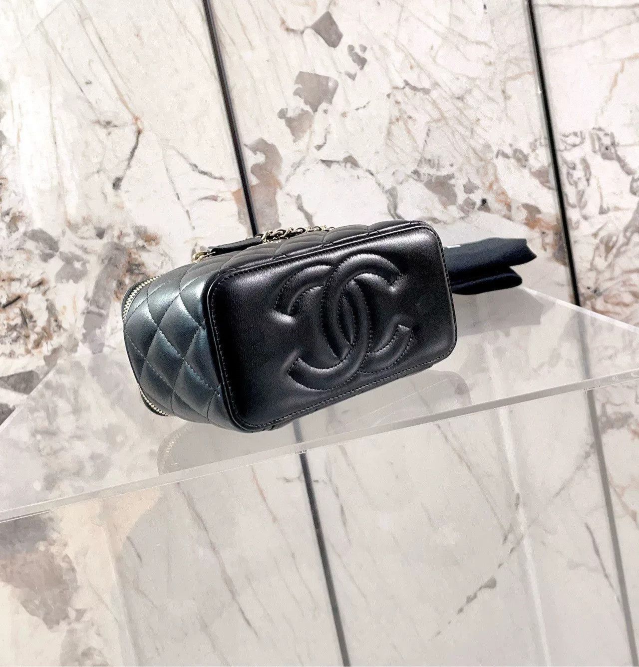 Chanel Pre-loved Bag Very good condition Size ONE SIZE - 5 Thumbnail