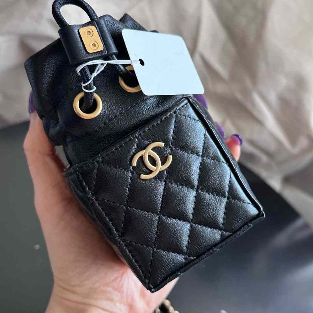 Chanel Pre-loved Bag Very good condition Size ONE SIZE - 2 Thumbnail