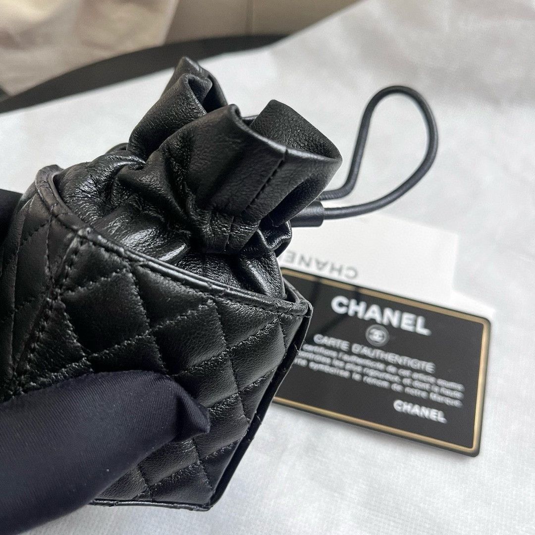 Chanel Pre-loved Bag Very good condition Size ONE SIZE - 5 Thumbnail