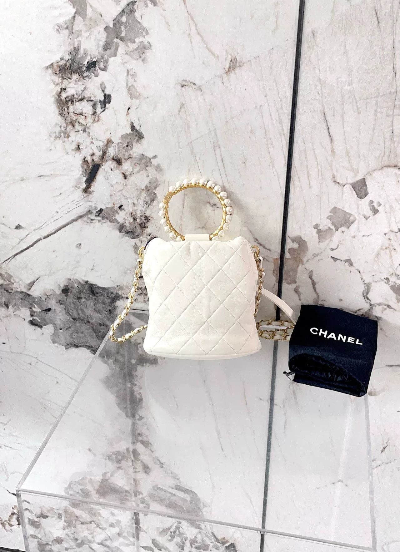 Chanel Pre-loved Bag Very good condition Size ONE SIZE - 2 Thumbnail