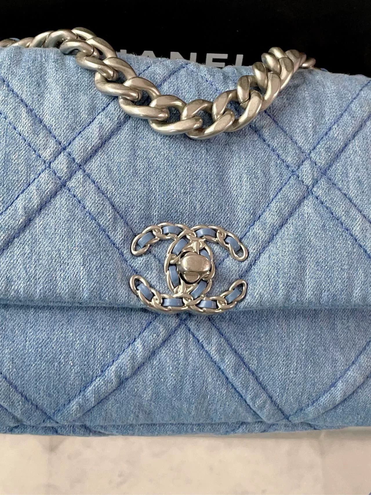 Chanel Pre-loved Bag Very good condition Size ONE SIZE - 7 Thumbnail