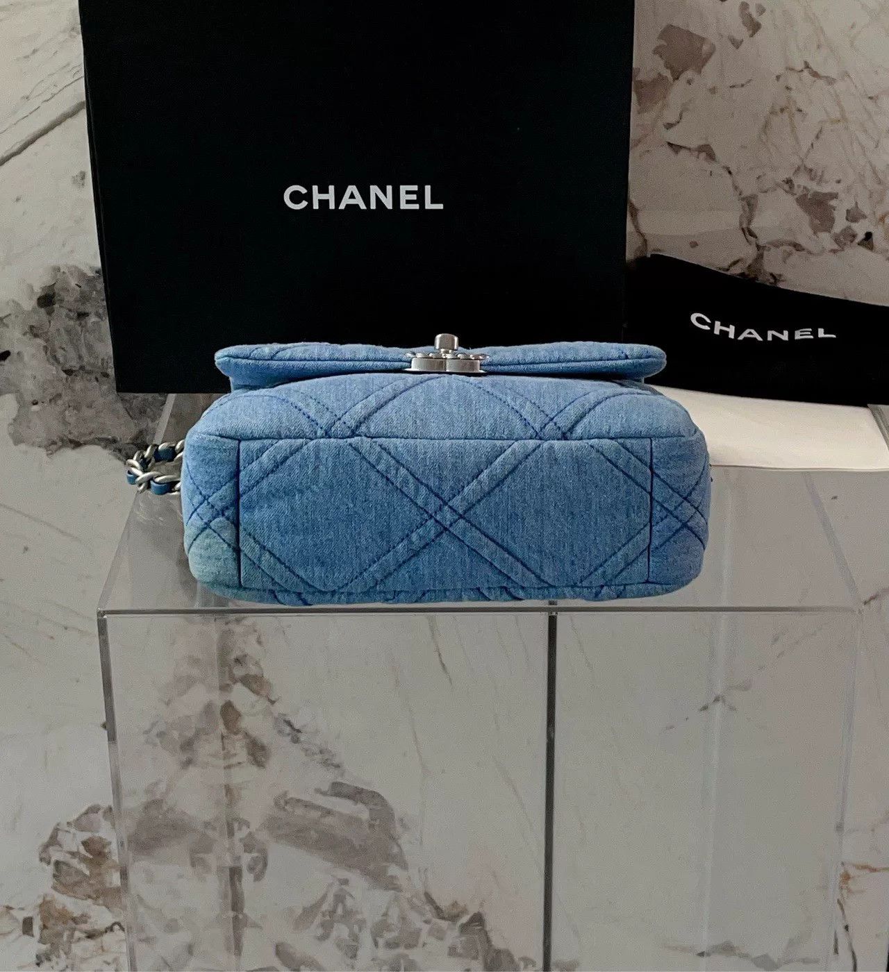 Chanel Pre-loved Bag Very good condition Size ONE SIZE - 4 Thumbnail