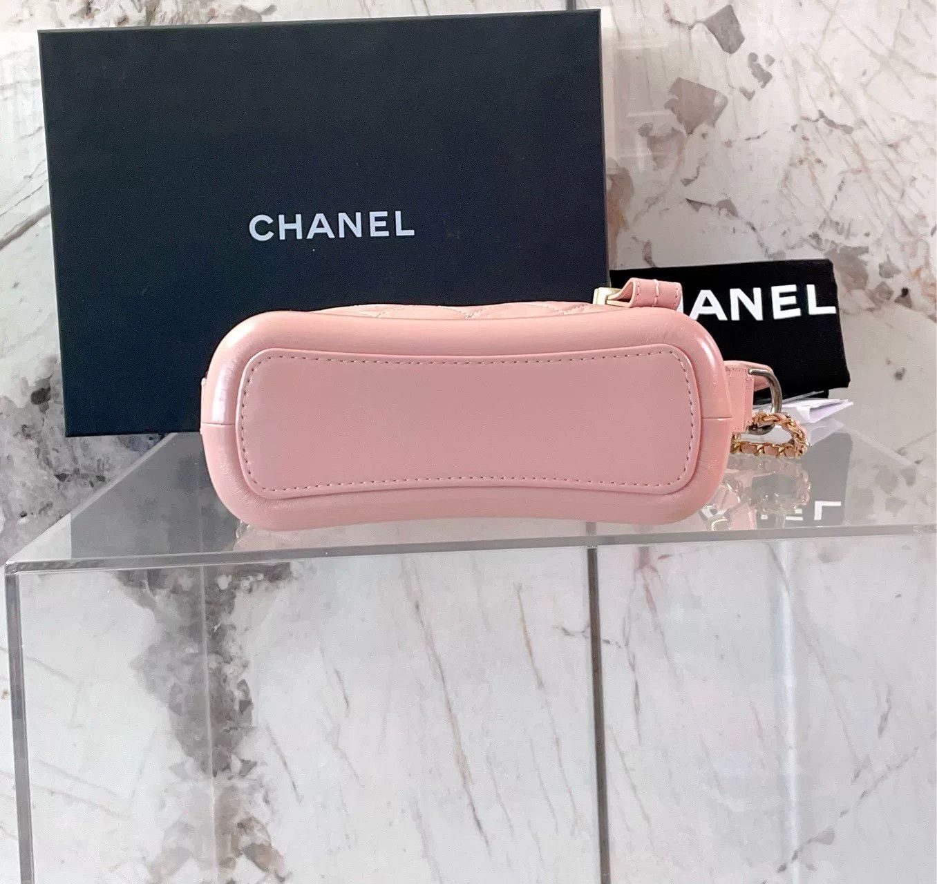 Chanel Pre-loved Bag Very good condition Size ONE SIZE - 4 Thumbnail