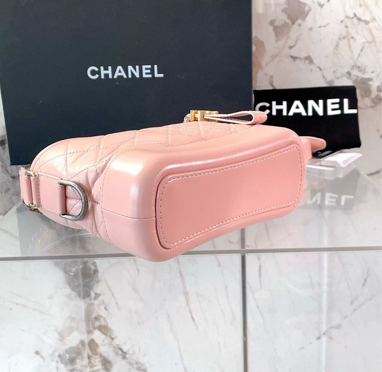 Chanel Pre-loved Bag Very good condition Size ONE SIZE - 5 Thumbnail