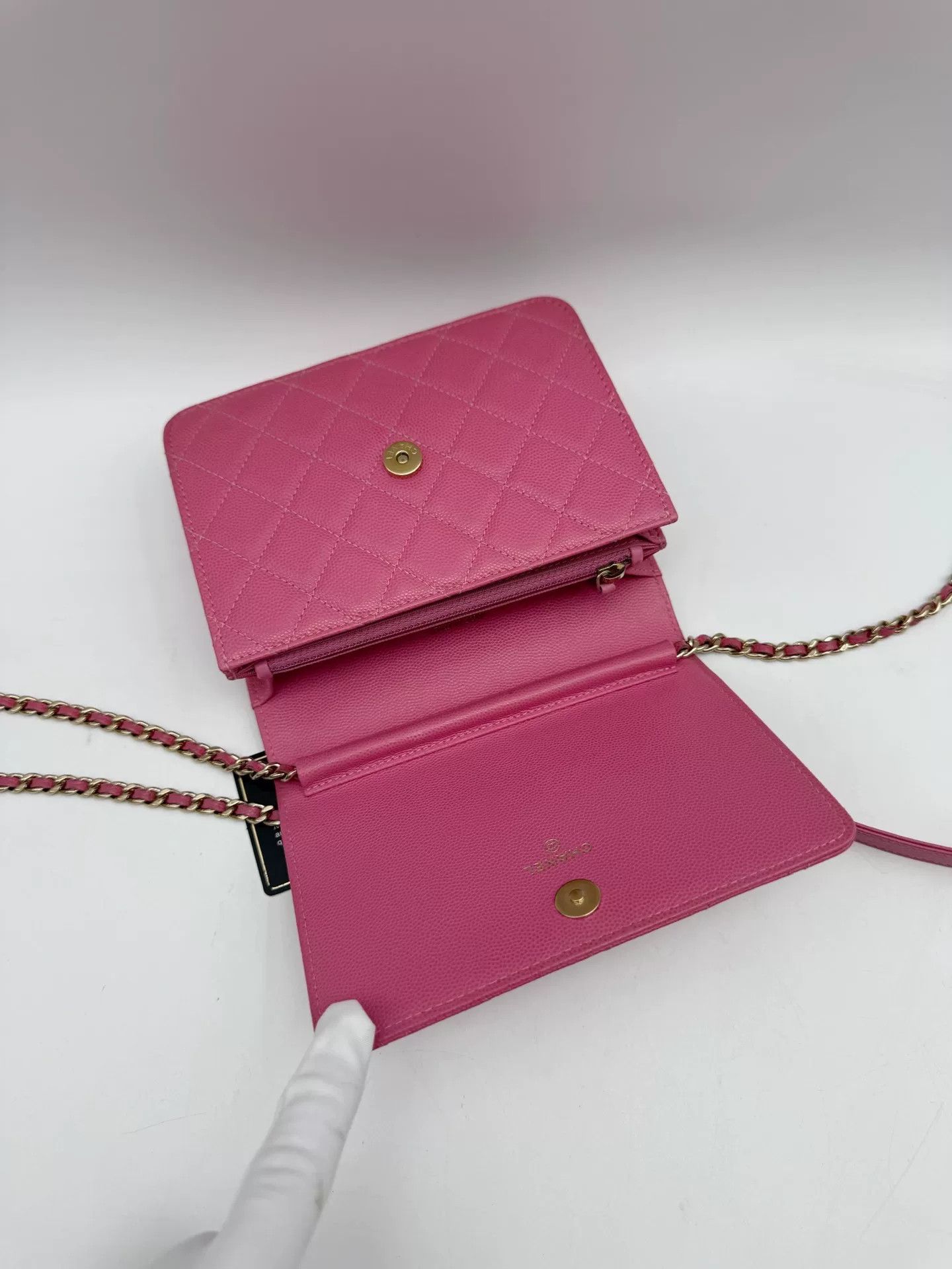 Chanel Pre-loved Bag Very good condition Size ONE SIZE - 6 Thumbnail