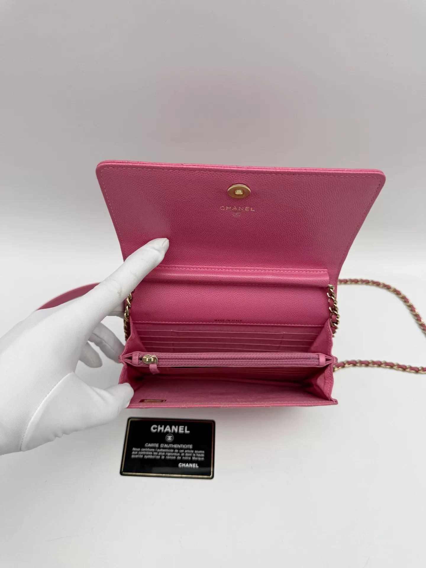 Chanel Pre-loved Bag Very good condition Size ONE SIZE - 7 Thumbnail
