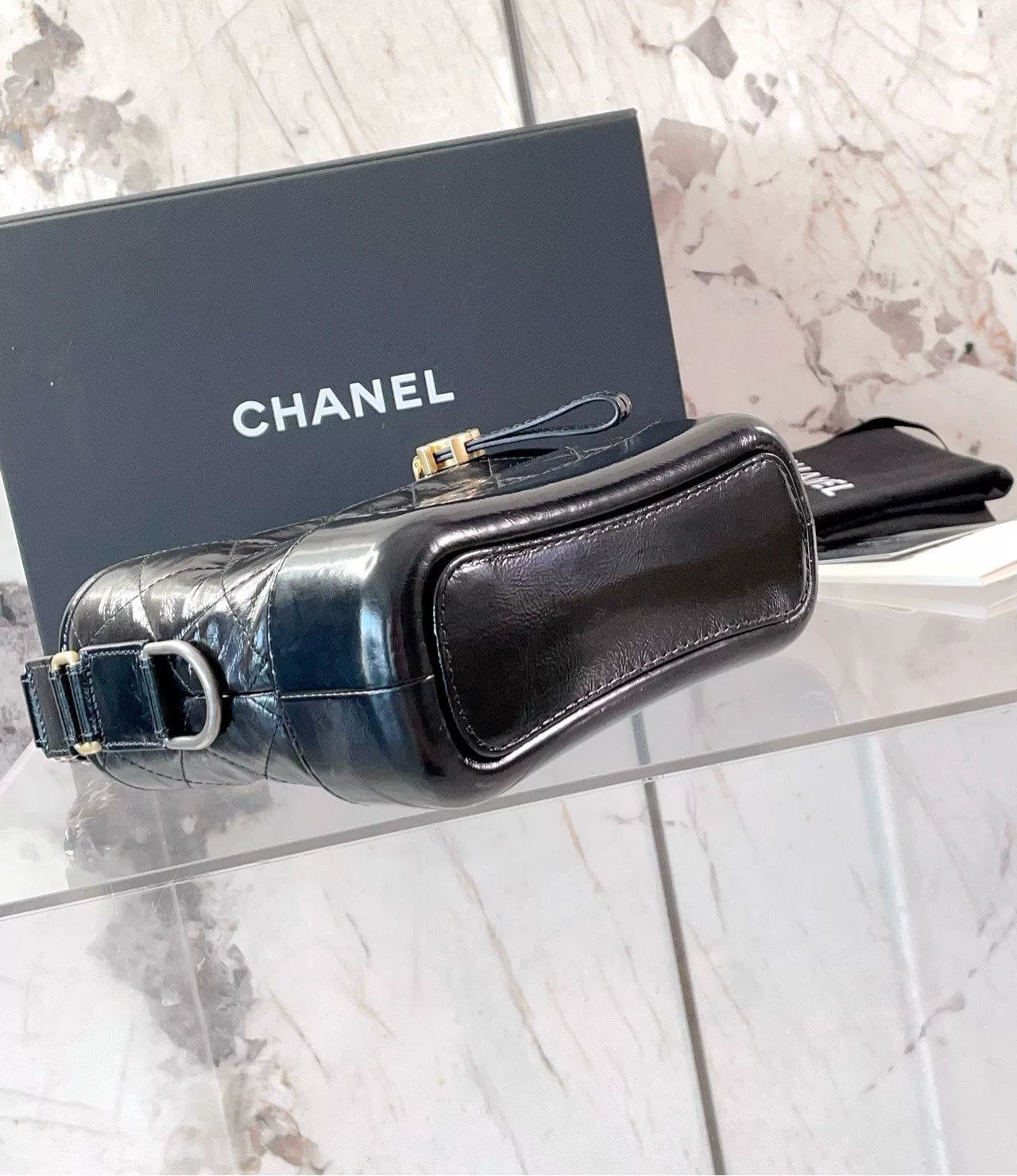 Chanel Pre-loved Bag Very good condition Size ONE SIZE - 5 Thumbnail