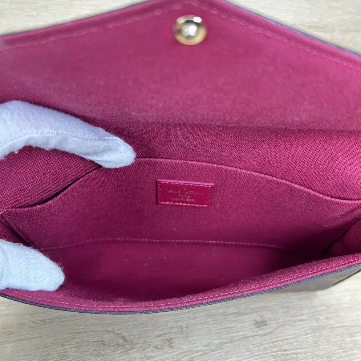 Louis Vuitton Pre-loved Bag Very good condition Size ONE SIZE - 4 Thumbnail