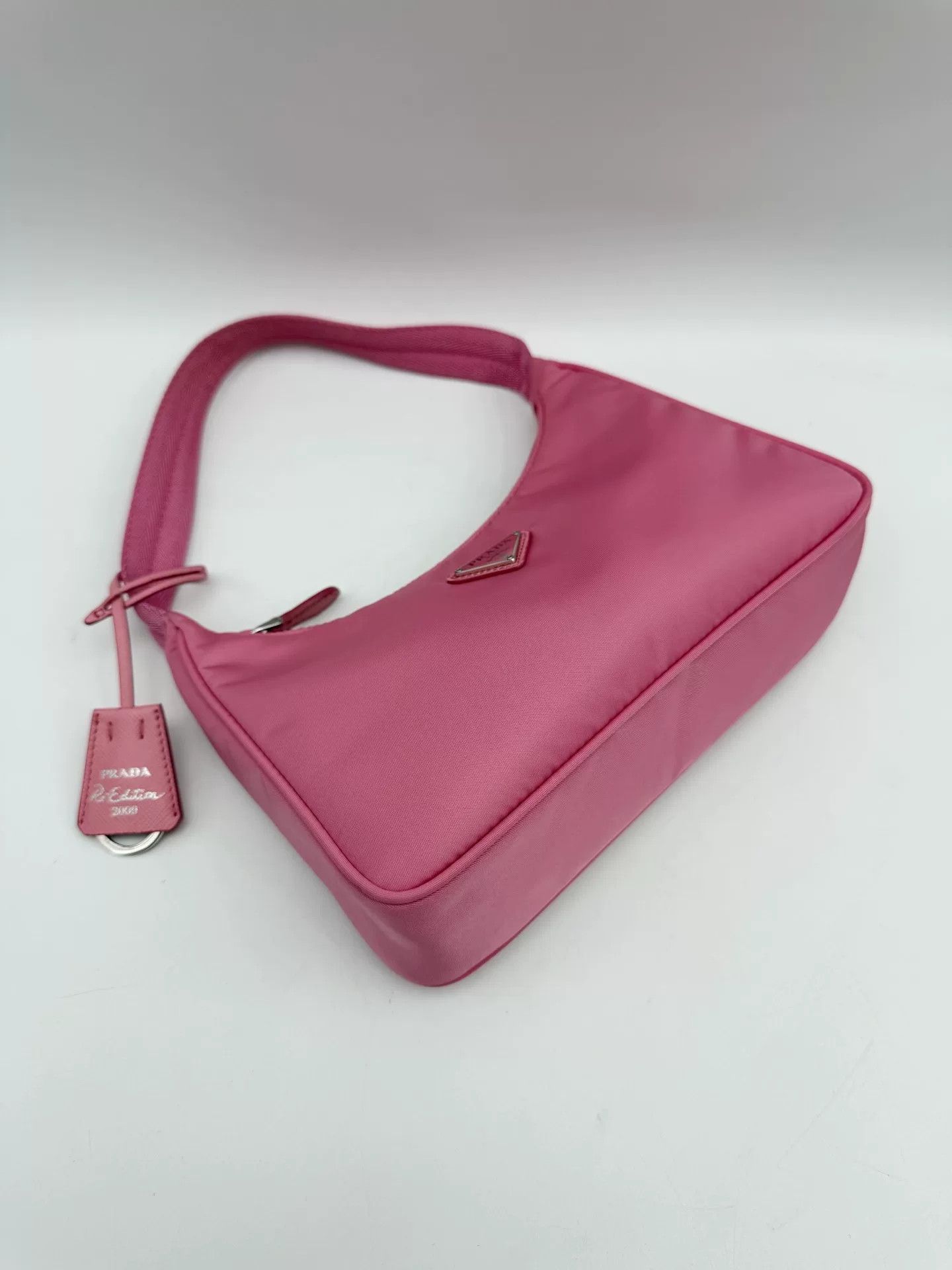 Prada Pre-loved Bag Very good condition Size ONE SIZE - 3 Thumbnail
