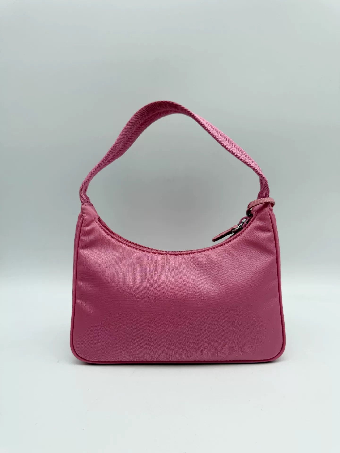 Prada Pre-loved Bag Very good condition Size ONE SIZE - 2 Thumbnail