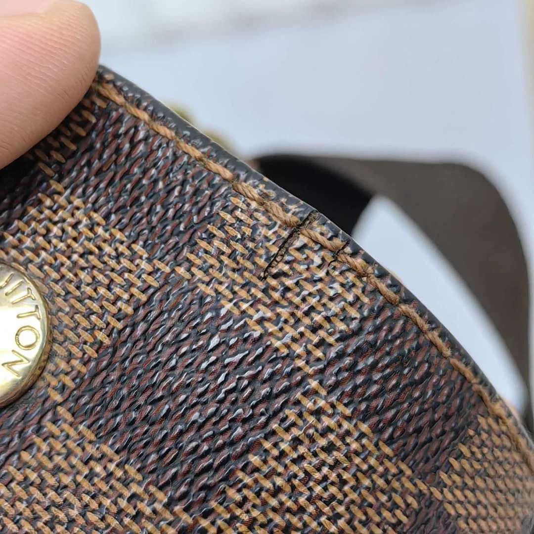 Louis Vuitton Pre-loved Bag Very good condition Size ONE SIZE - 3 Thumbnail