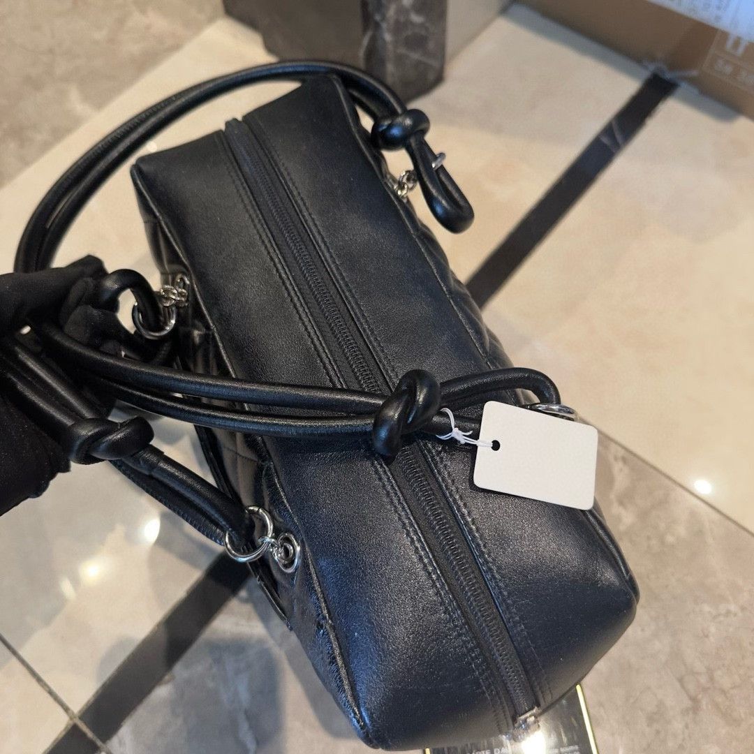 Chanel Pre-loved Bag Very good condition Size ONE SIZE - 6 Thumbnail