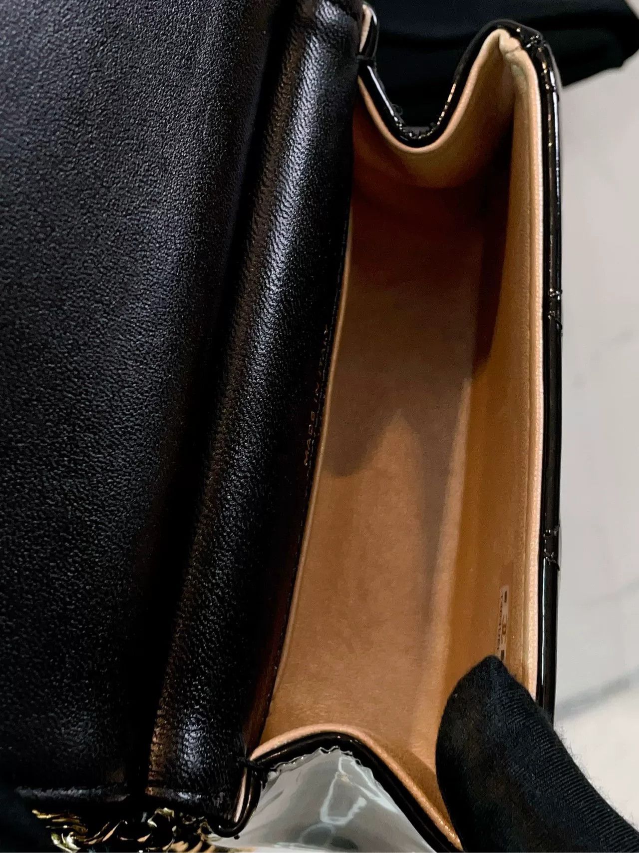 Chanel Pre-loved Bag Very good condition Size ONE SIZE - 9 Thumbnail