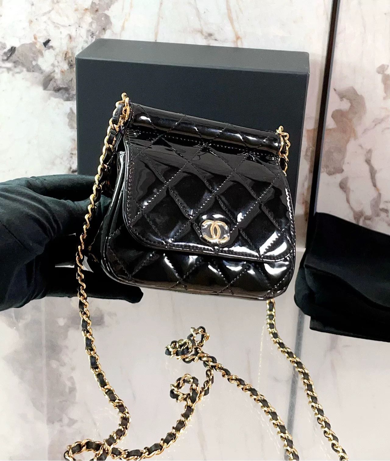 Chanel Pre-loved Bag Very good condition Size ONE SIZE - 6 Thumbnail