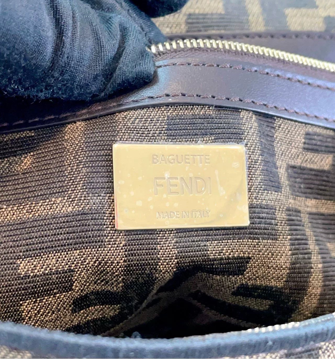 Fendi Pre-loved Bag Very good condition Size ONE SIZE - 8 Thumbnail