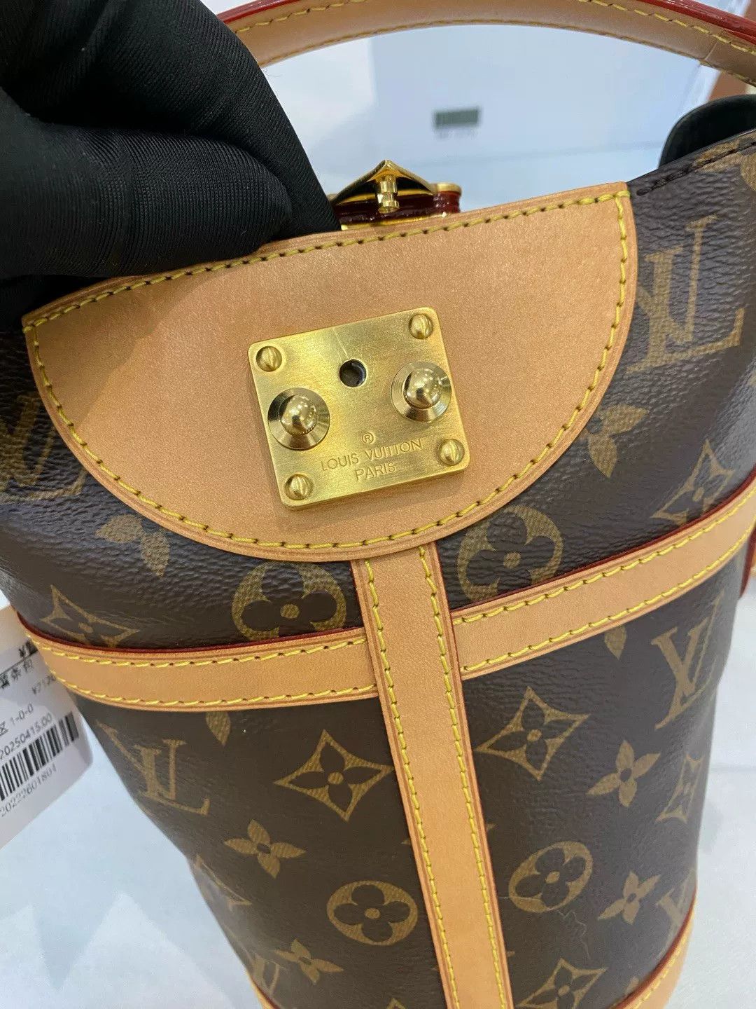 Louis Vuitton Pre-loved Bag Very good condition Size ONE SIZE - 5 Thumbnail