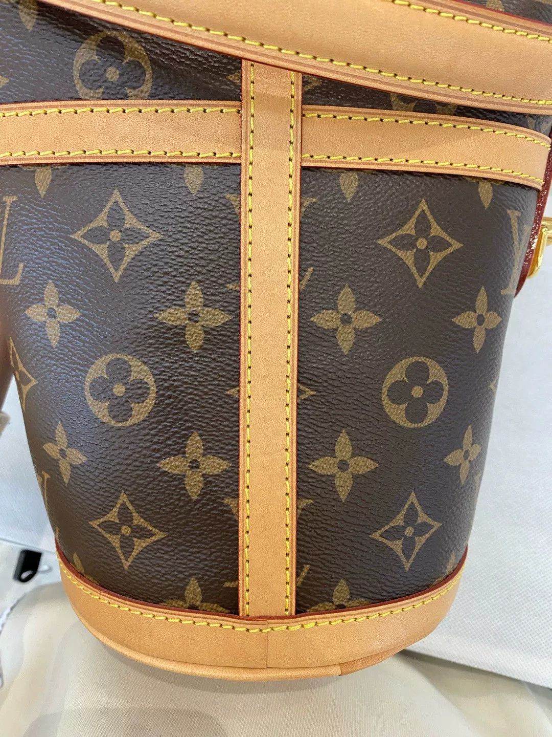 Louis Vuitton Pre-loved Bag Very good condition Size ONE SIZE - 2 Thumbnail