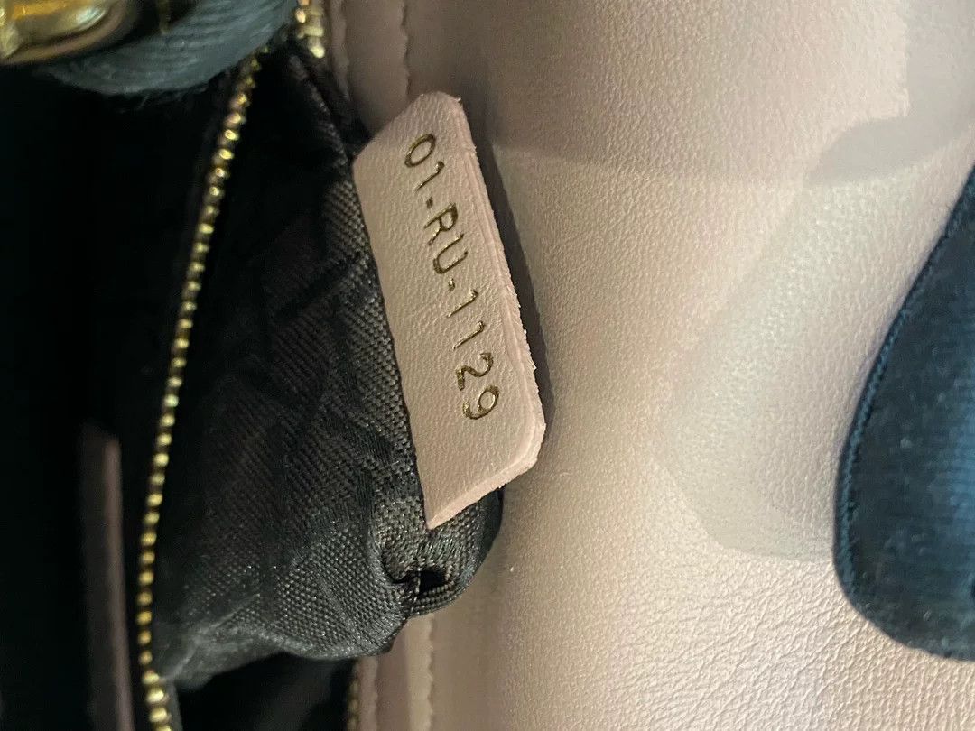 Dior Pre-loved Bag Very good condition Size ONE SIZE - 8 Thumbnail