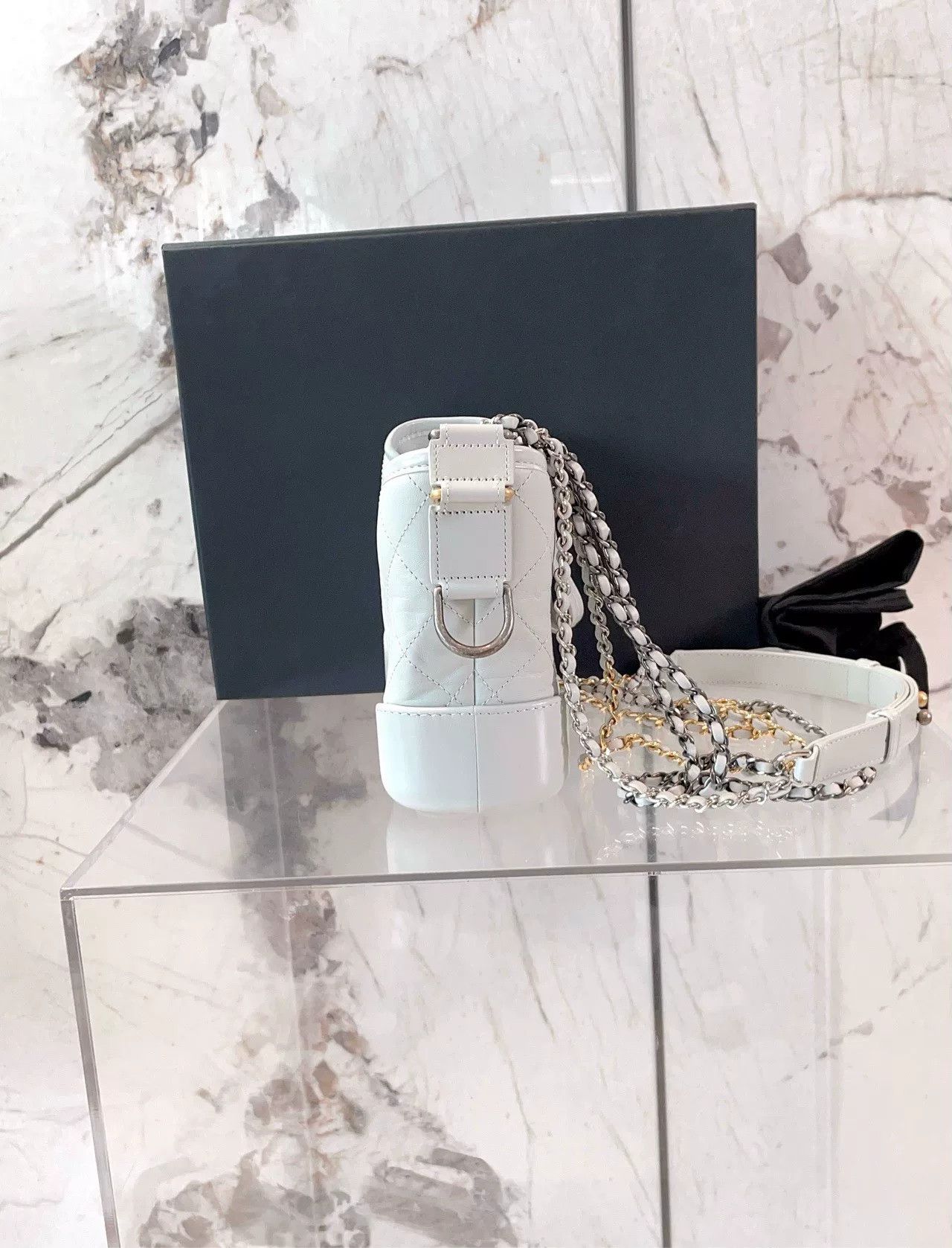 Chanel Pre-loved Bag Very good condition Size ONE SIZE - 3 Thumbnail