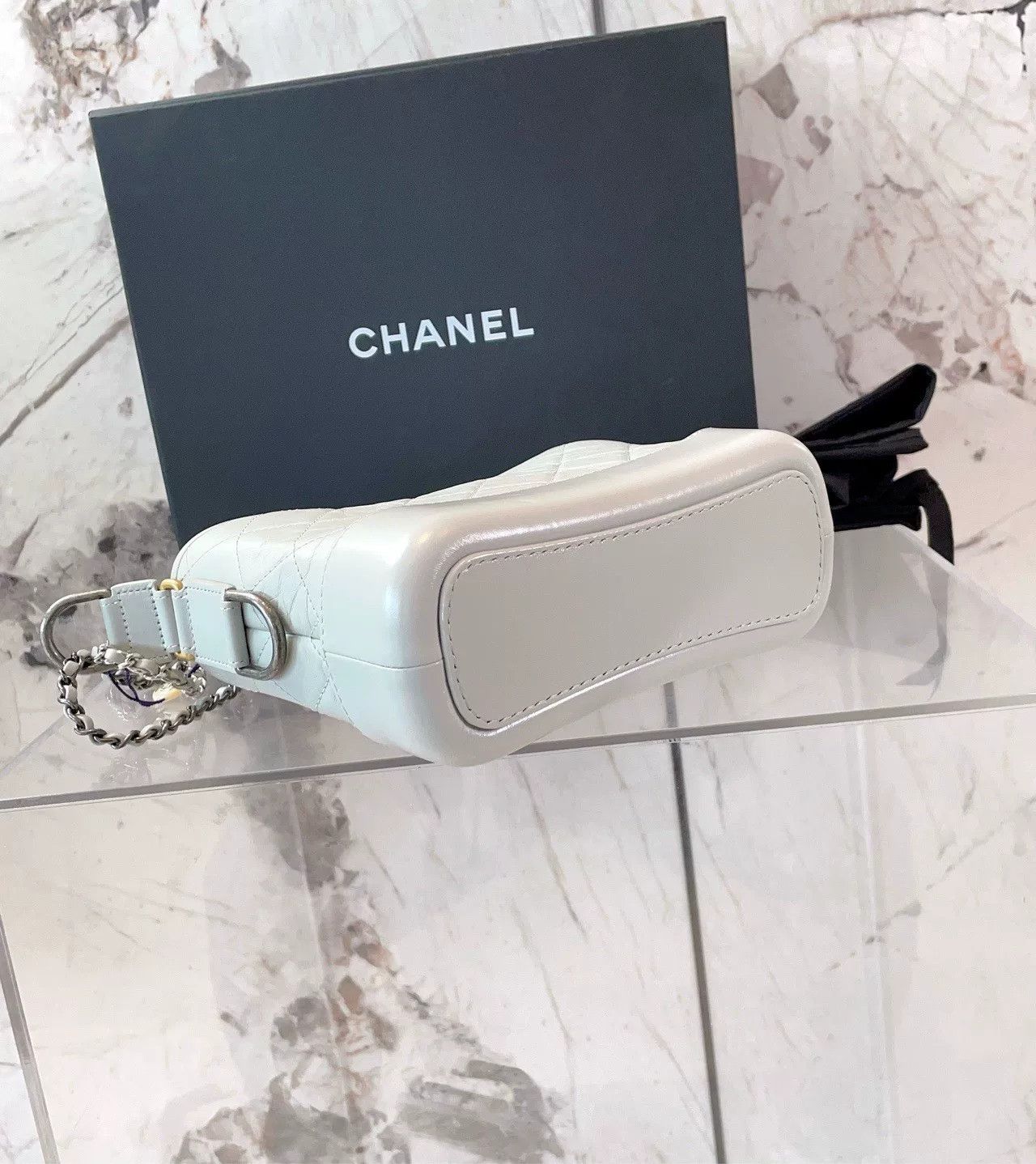 Chanel Pre-loved Bag Very good condition Size ONE SIZE - 5 Thumbnail