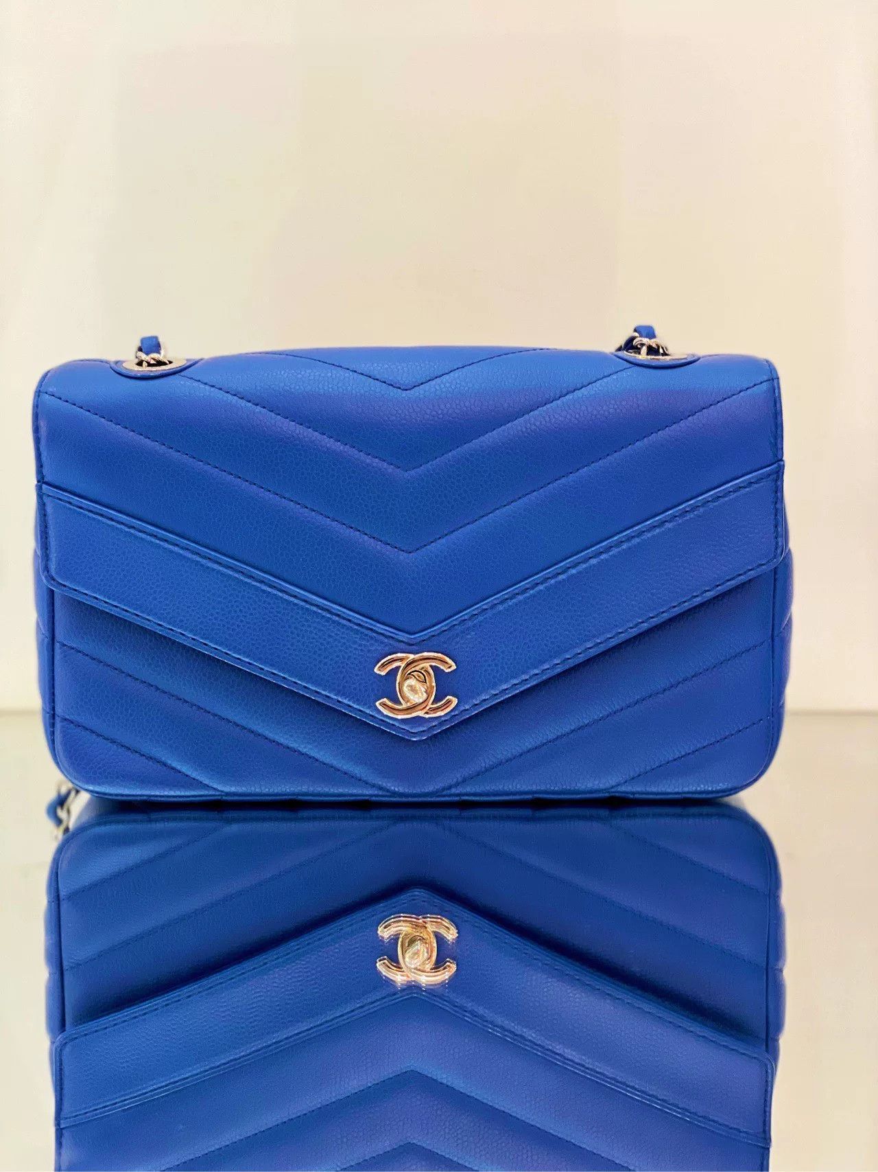 Chanel Pre-loved Bag Very good condition Size ONE SIZE - 3 Thumbnail