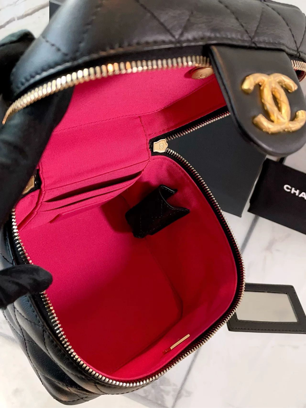 Chanel Pre-loved Bag Very good condition Size ONE SIZE - 9 Thumbnail