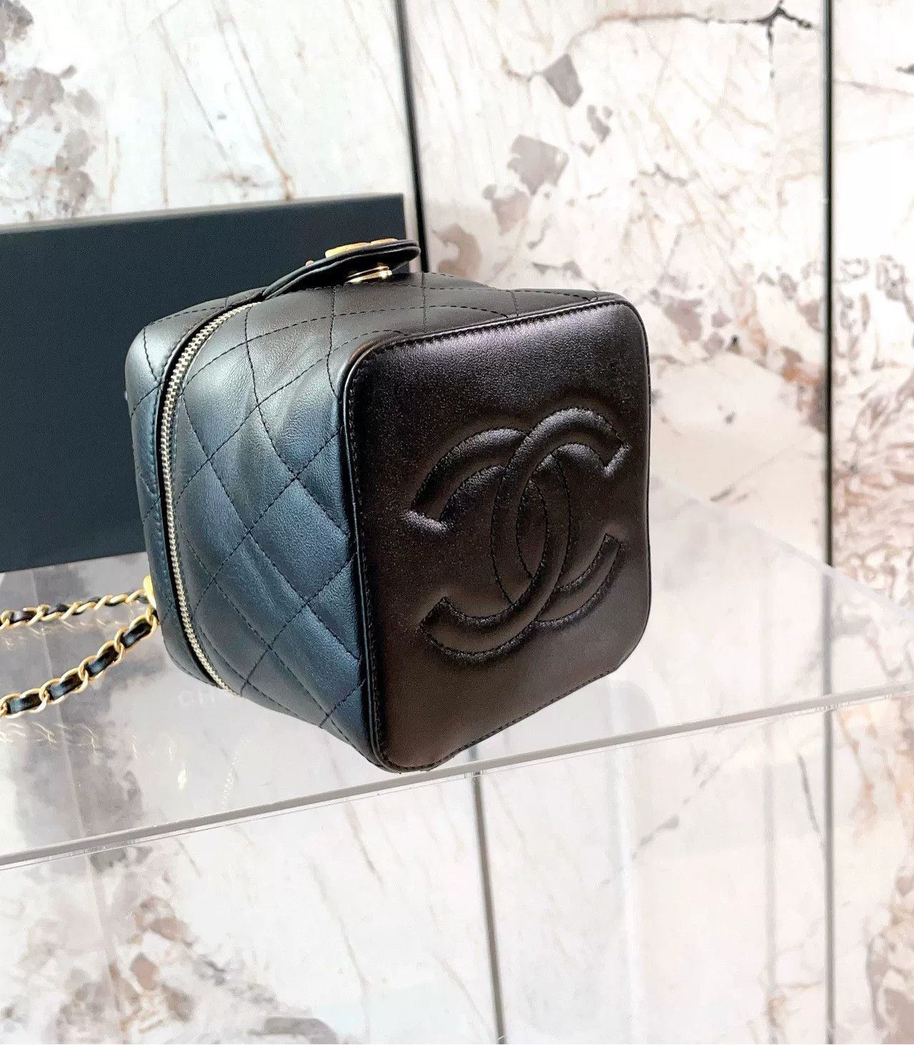 Chanel Pre-loved Bag Very good condition Size ONE SIZE - 5 Thumbnail