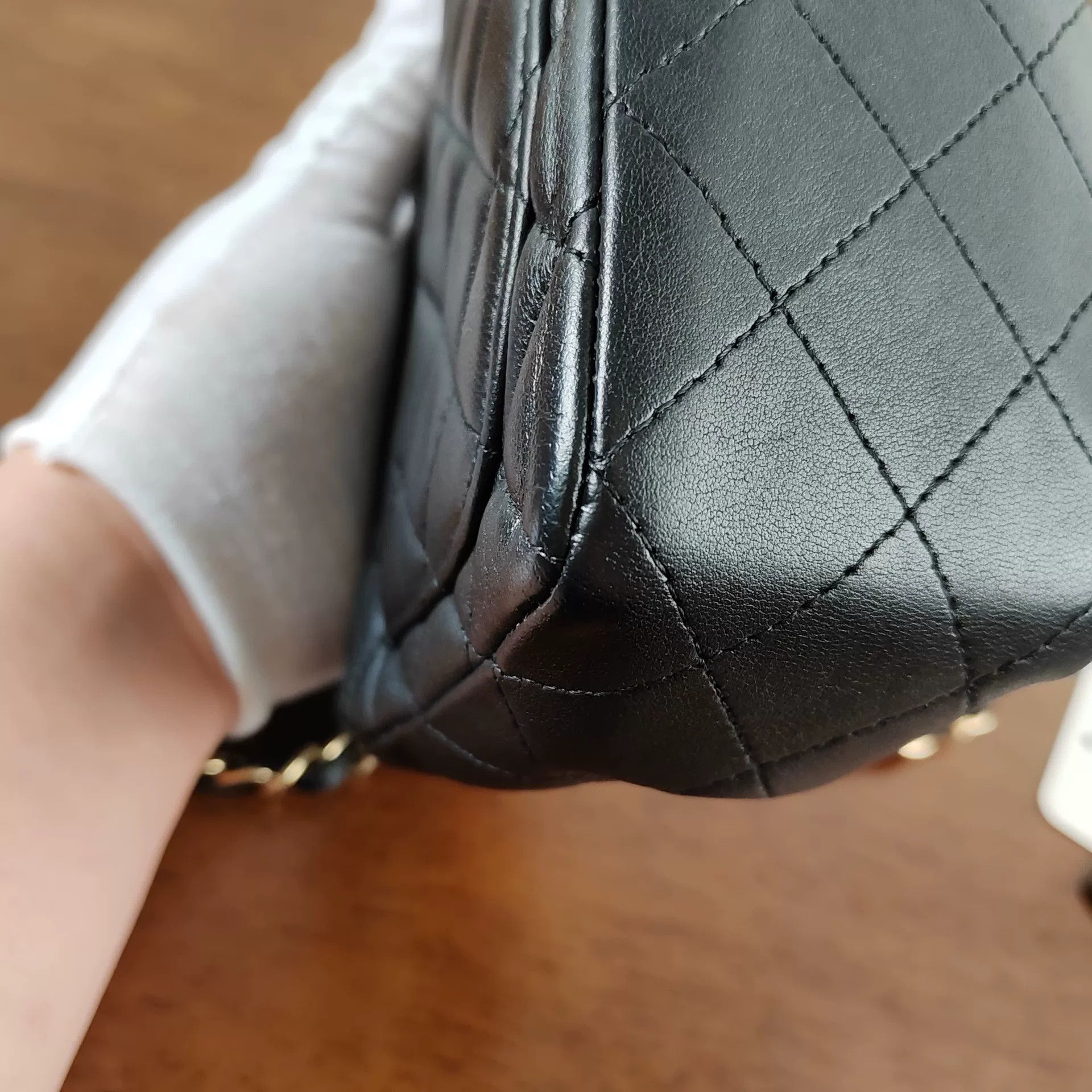 Chanel Pre-loved Bag Very good condition Size ONE SIZE - 5 Thumbnail