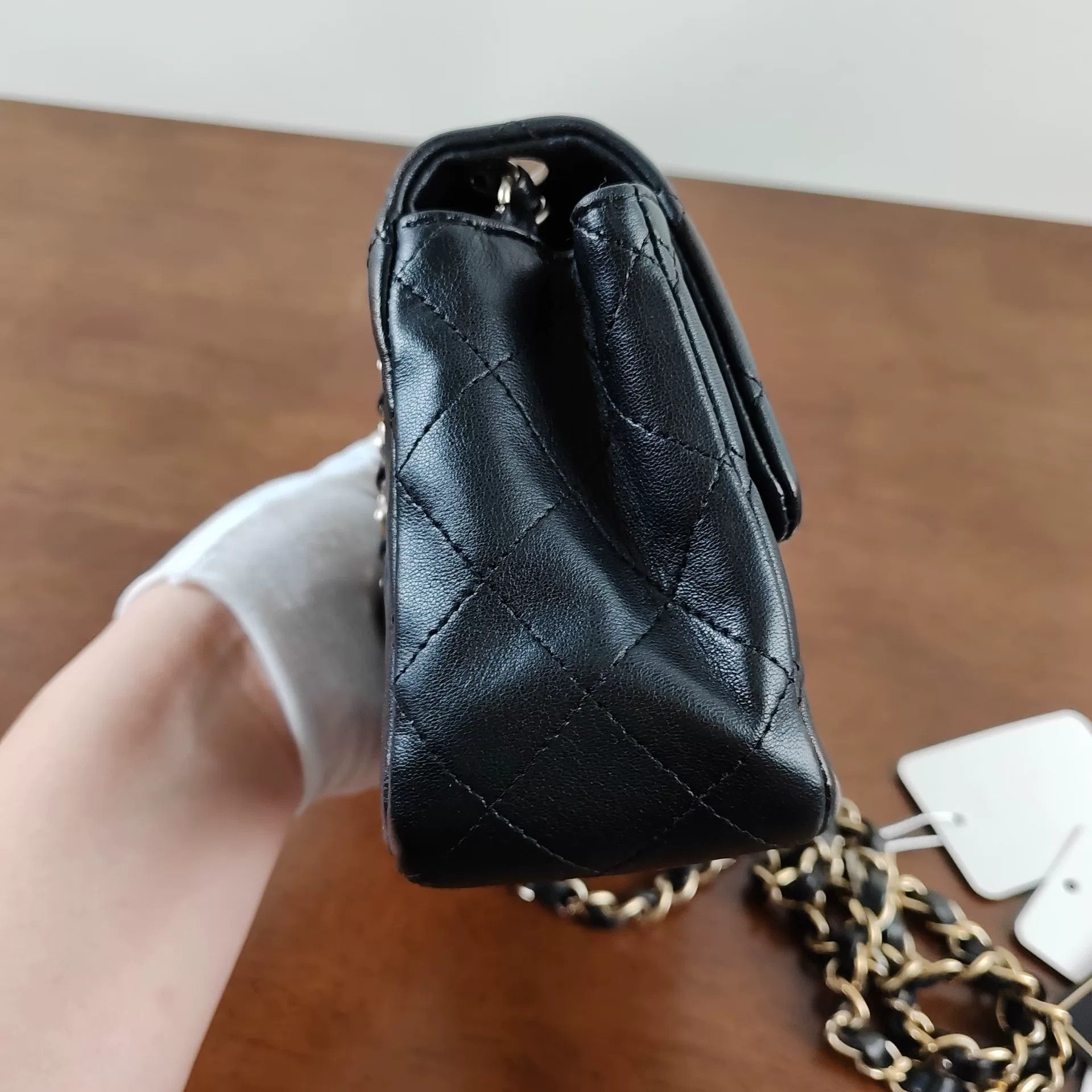Chanel Pre-loved Bag Very good condition Size ONE SIZE - 8 Thumbnail