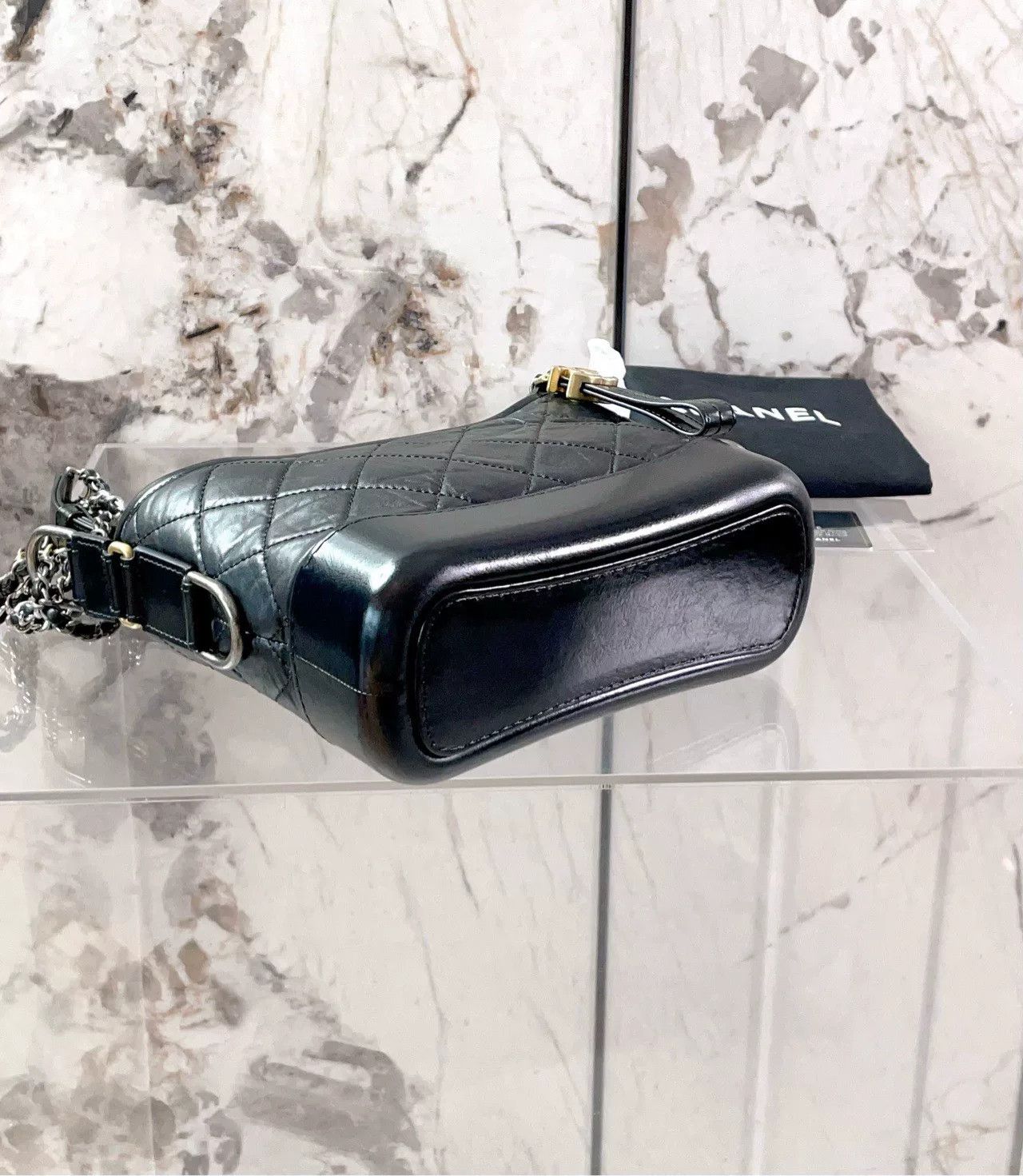 Chanel Pre-loved Bag Very good condition Size ONE SIZE - 5 Thumbnail
