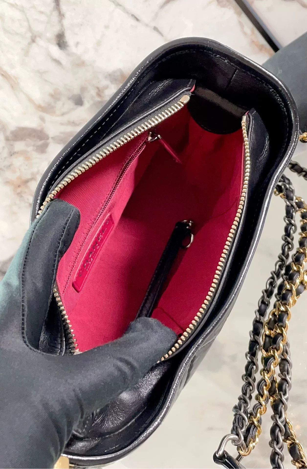 Chanel Pre-loved Bag Very good condition Size ONE SIZE - 9 Thumbnail
