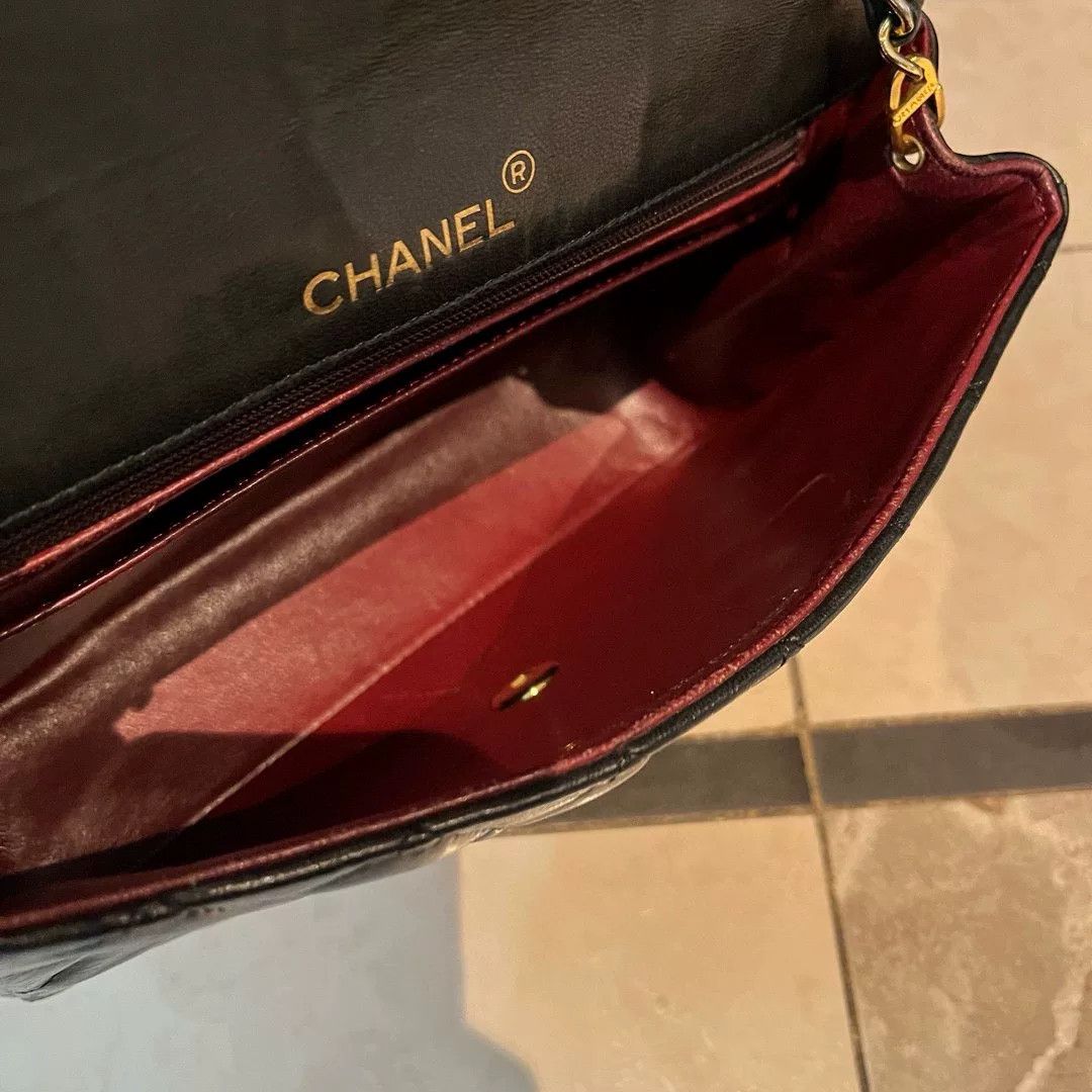 Chanel Pre-loved Bag Very good condition Size ONE SIZE - 9 Thumbnail