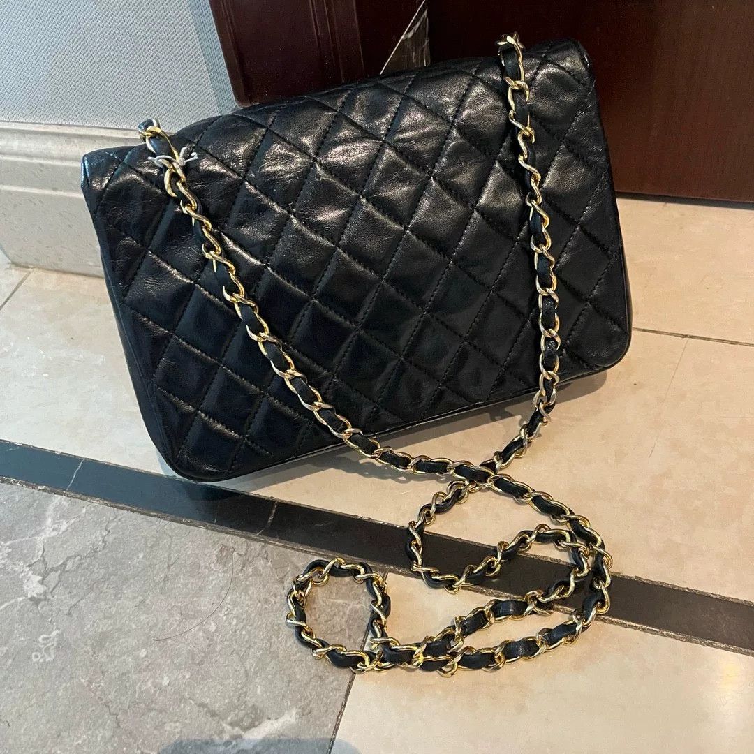 Chanel Pre-loved Bag Very good condition Size ONE SIZE - 2 Thumbnail