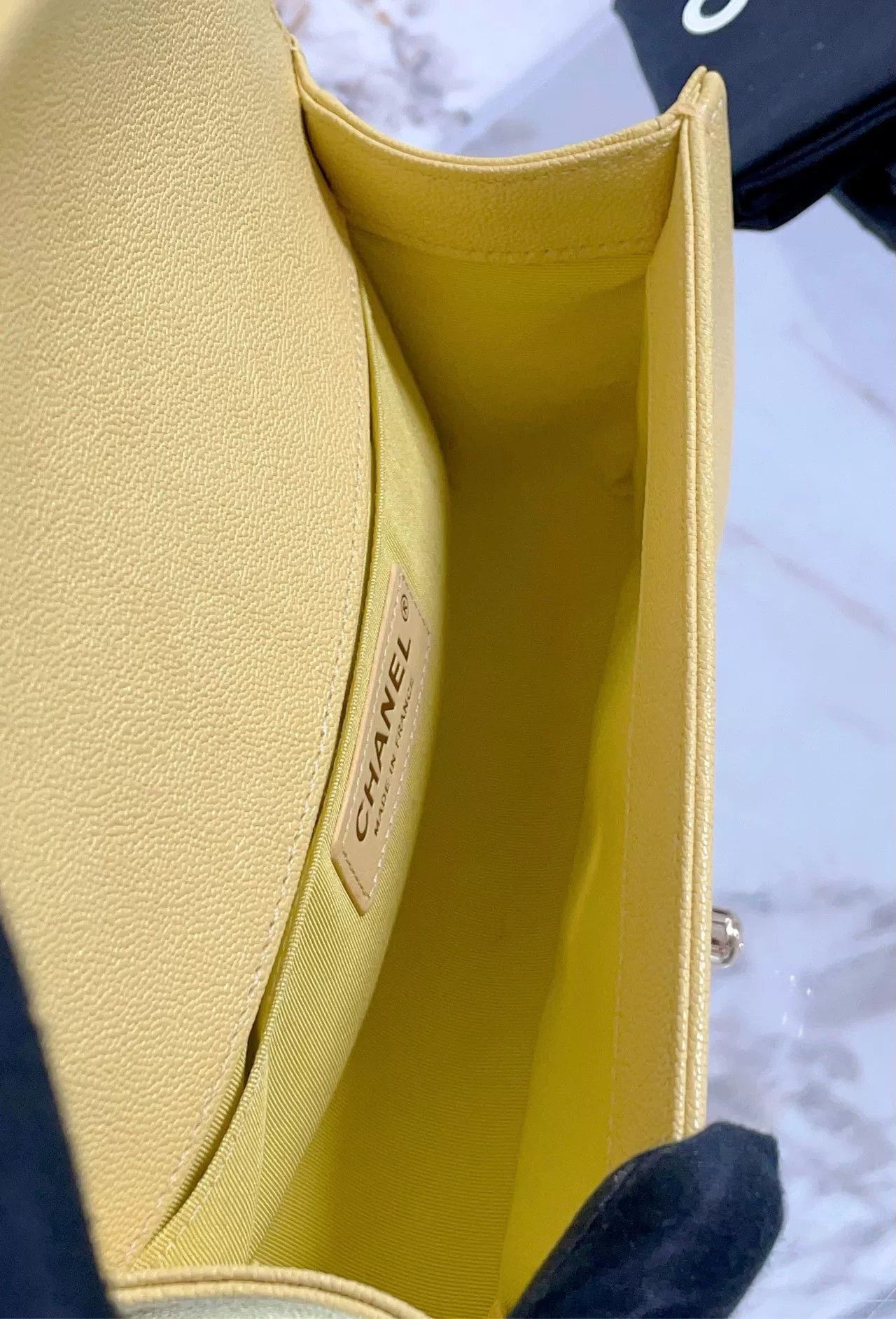 Chanel Pre-loved Bag Very good condition Size ONE SIZE - 9 Thumbnail