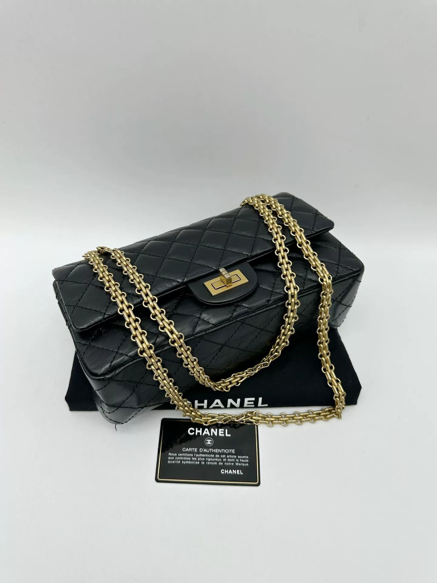 Chanel Pre-loved Bag Very good condition Size ONE SIZE - 2 Thumbnail