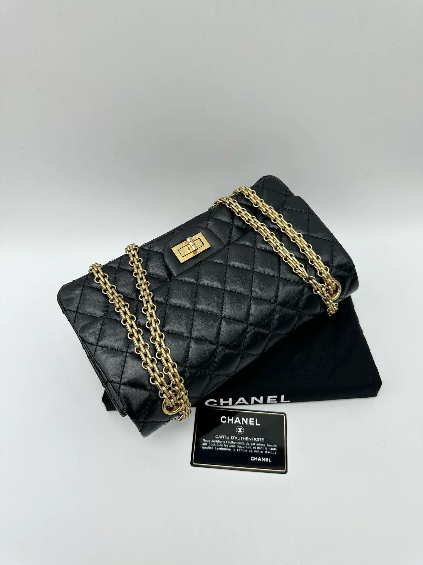 Chanel Pre-loved Bag Very good condition Size ONE SIZE - 4 Thumbnail