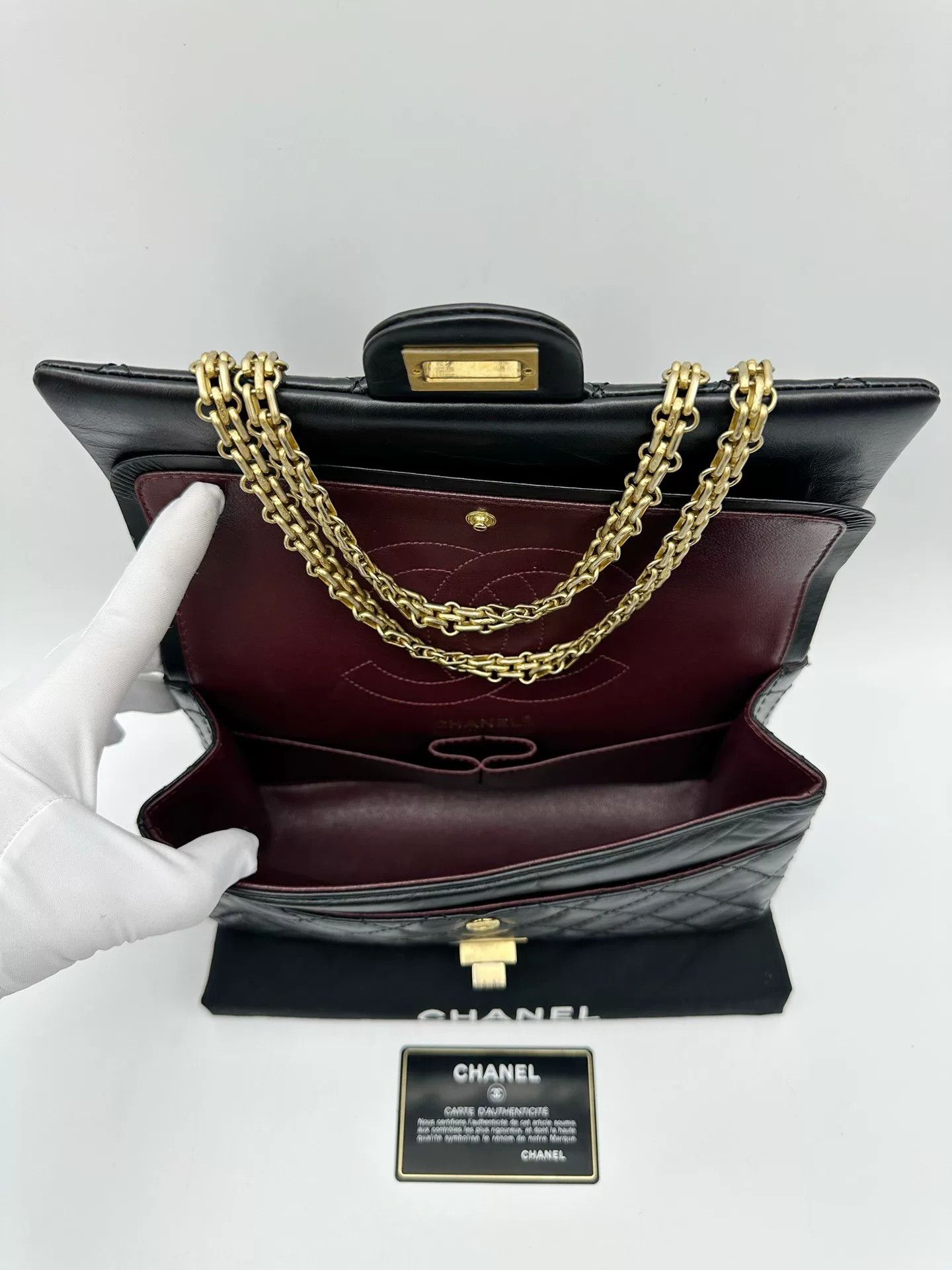 Chanel Pre-loved Bag Very good condition Size ONE SIZE - 6 Thumbnail