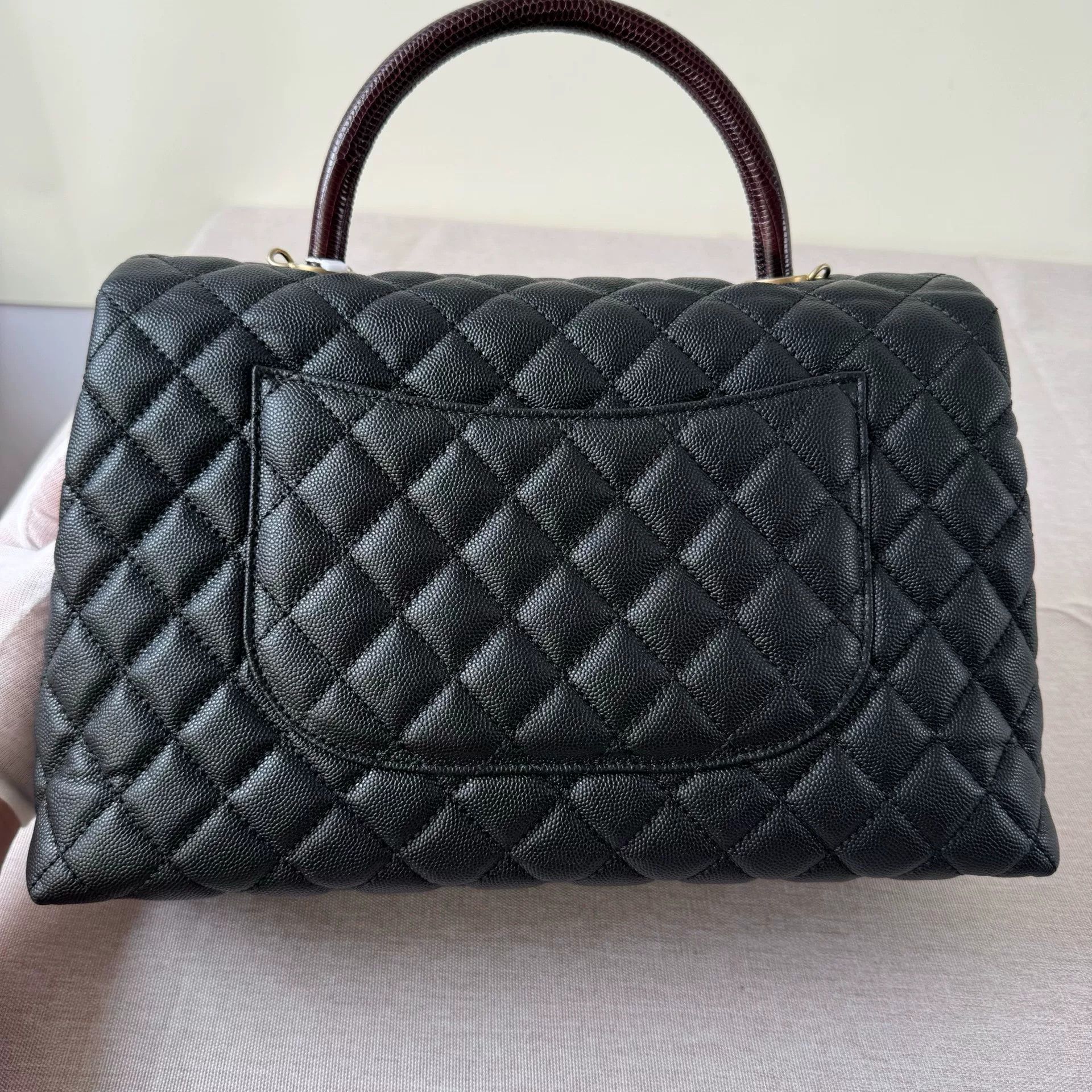 Chanel Pre-loved Bag Very good condition Size ONE SIZE - 6 Thumbnail