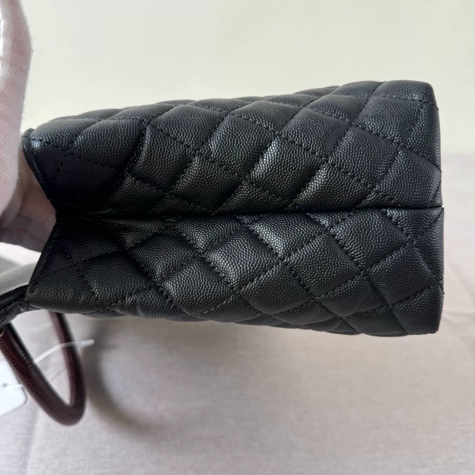 Chanel Pre-loved Bag Very good condition Size ONE SIZE - 3 Thumbnail
