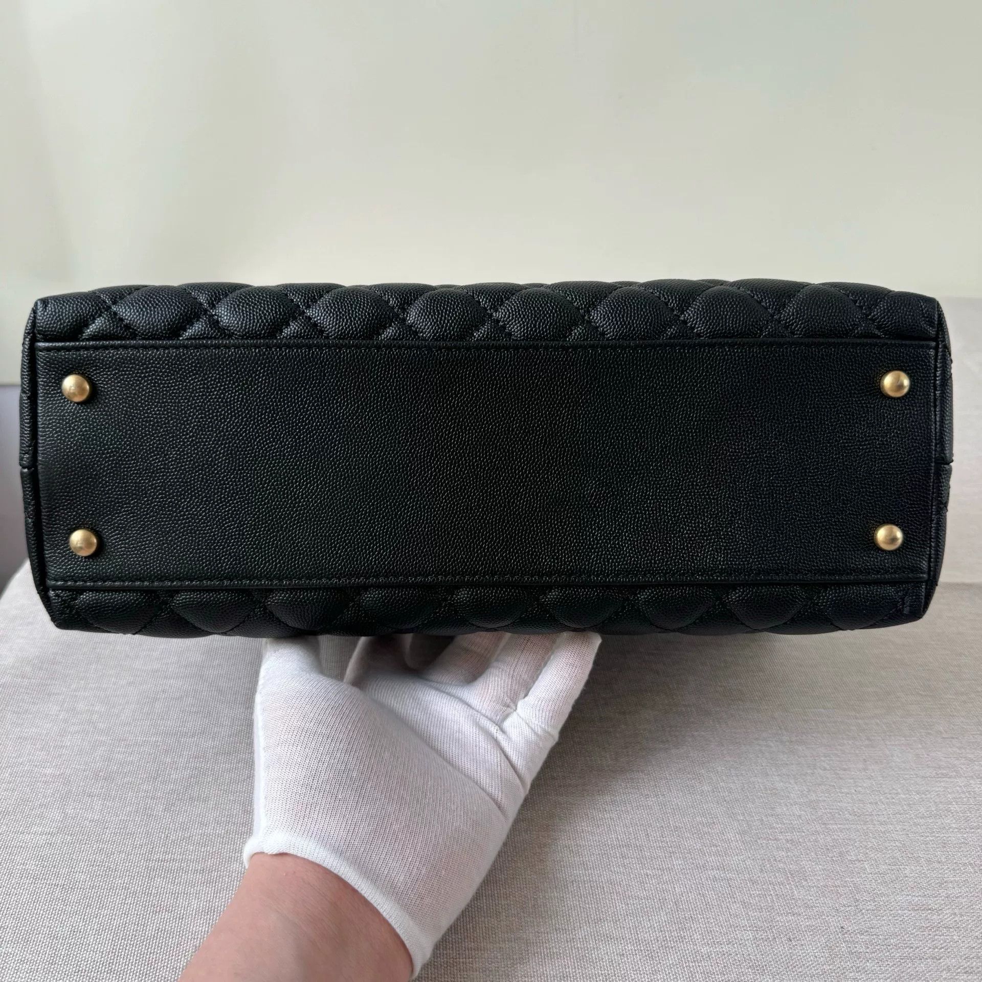 Chanel Pre-loved Bag Very good condition Size ONE SIZE - 8 Thumbnail