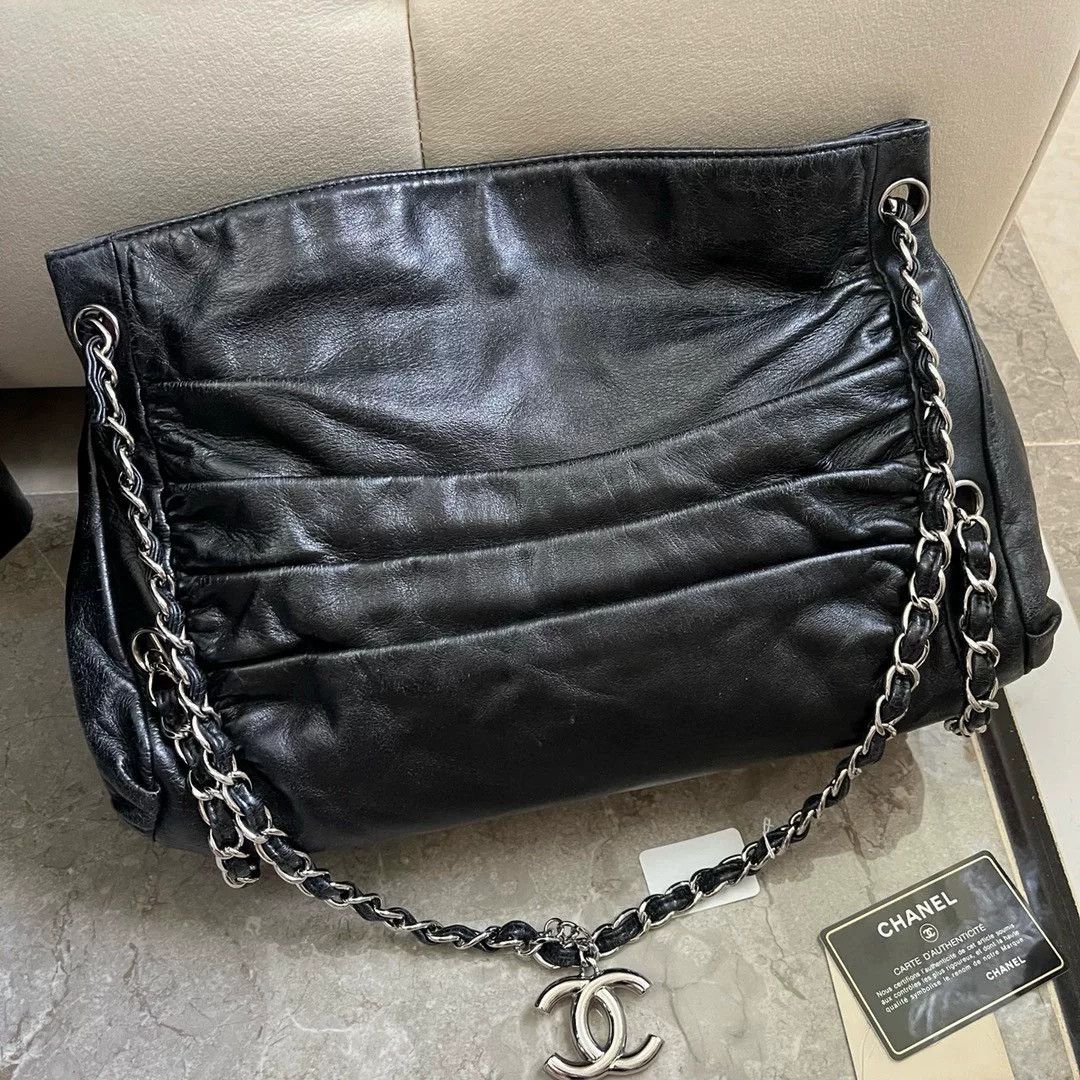 Chanel Pre-loved Bag Very good condition Size ONE SIZE - 2 Thumbnail